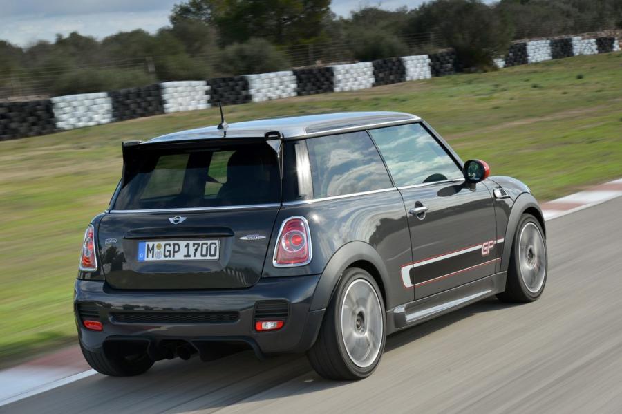  Mini Cooper GP JCW 2014 года  (фото 78 из 92)